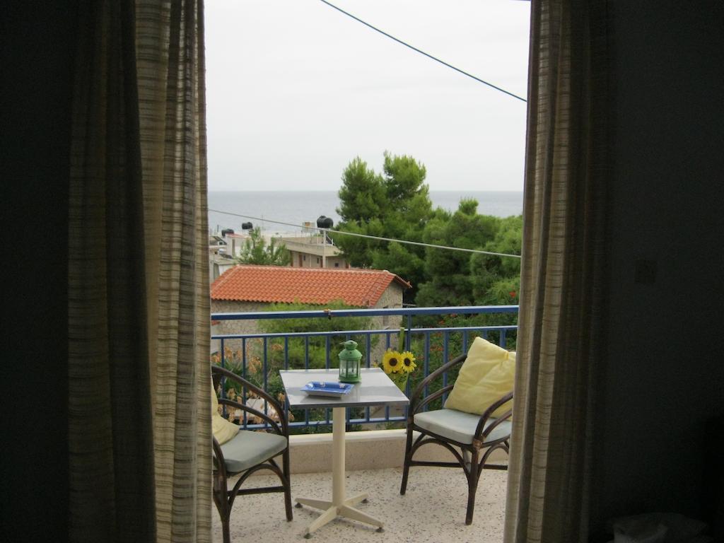 Agia Marina  Helios Hotel المظهر الخارجي الصورة