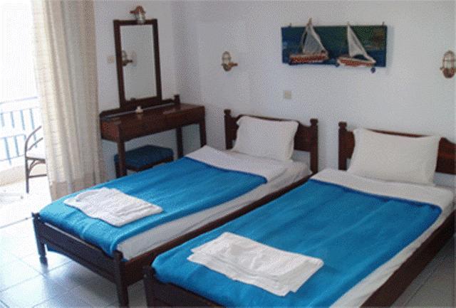 Agia Marina  Helios Hotel الغرفة الصورة